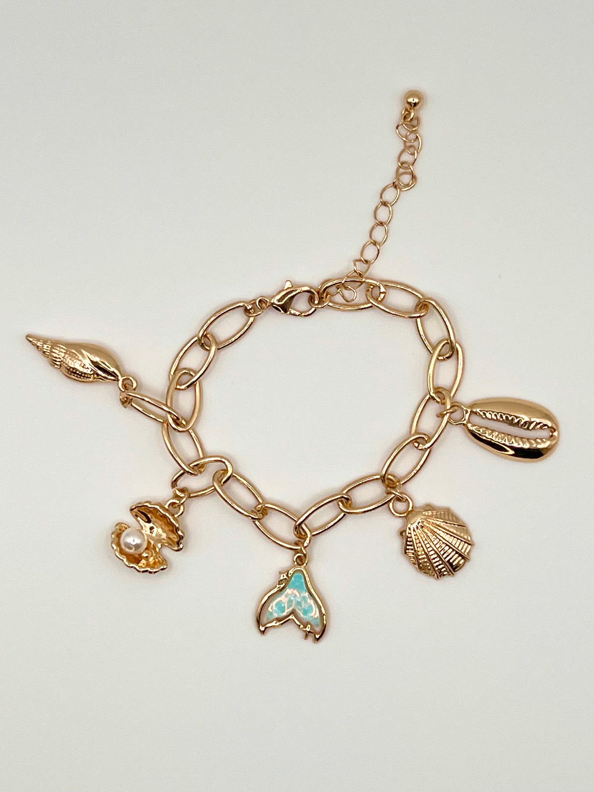 Ocean Treasures Necklace | 18K Gold Coastal Jewelry – Summit & Coast
